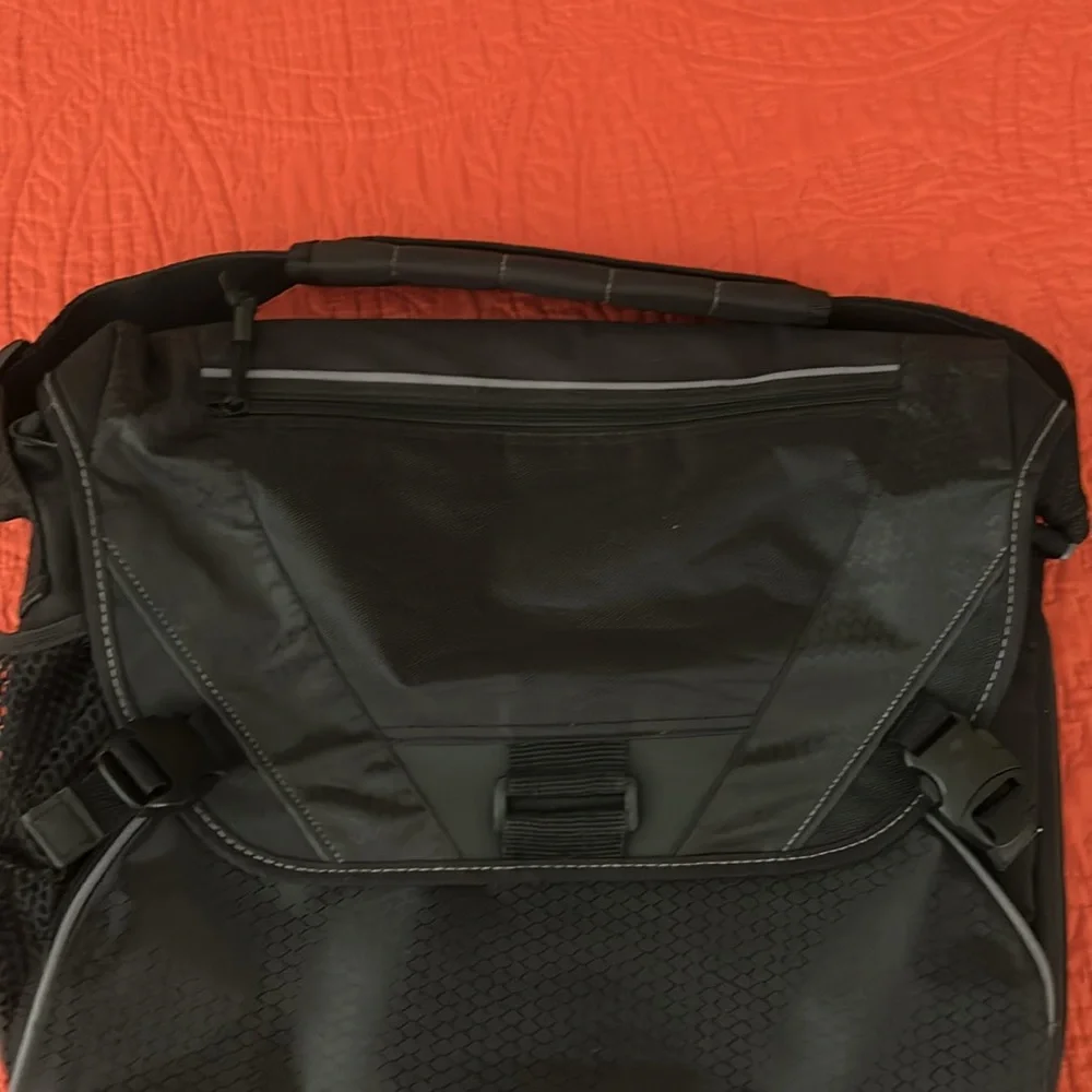 Gemline Laptop Messenger Crossbody Bag